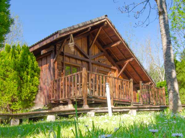 location vacances chalet bois proche de chamrousse